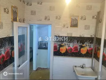 2-комнатная квартира, этаж 4 из 4, 43 м²