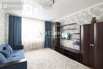 3-комнатная квартира, этаж 8 из 10, 76 м²