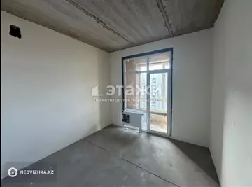 2-комнатная квартира, этаж 10 из 12, 64 м²