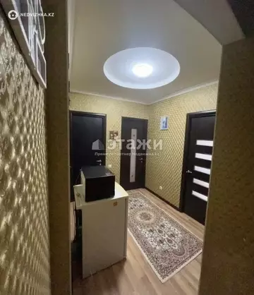 60 м², 2-комнатная квартира, этаж 13 из 18, 60 м², изображение - 1
