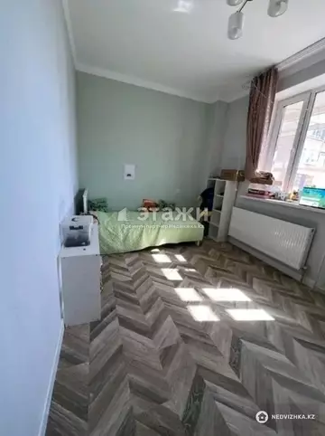 4-комнатная квартира, этаж 17 из 20, 135 м²