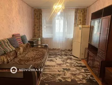 2-комнатная квартира, этаж 3 из 5, 58 м²