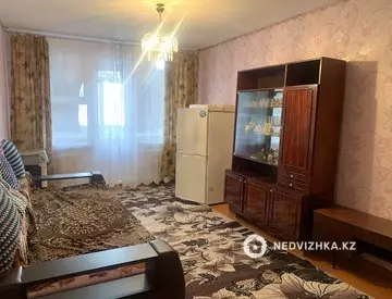 2-комнатная квартира, этаж 3 из 5, 58 м²