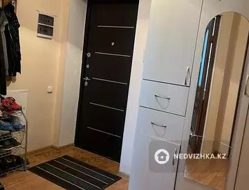 1-комнатная квартира, этаж 10 из 14, 44 м²