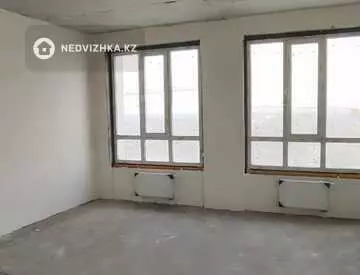 4-комнатная квартира, этаж 11 из 12, 140 м²
