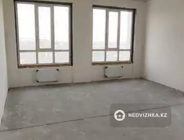4-комнатная квартира, этаж 11 из 12, 140 м²