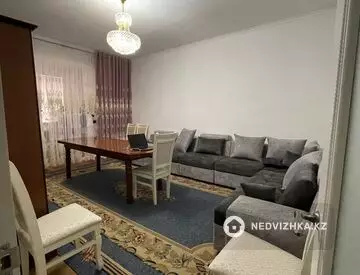 3-комнатная квартира, этаж 1 из 5, 90 м²