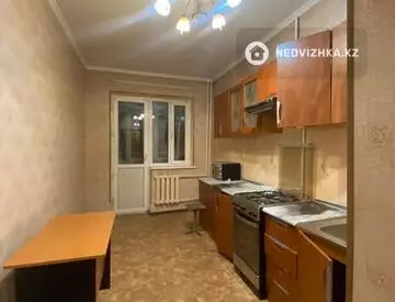 3-комнатная квартира, этаж 1 из 5, 65 м²