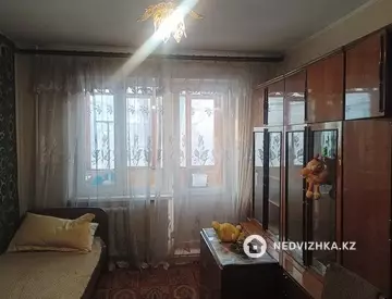 3-комнатная квартира, этаж 3 из 4, 62 м²