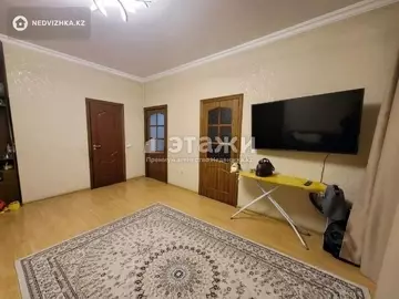 2-комнатная квартира, этаж 2 из 3, 49 м²
