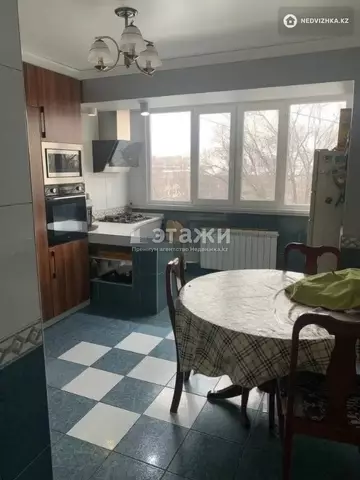 3-комнатная квартира, этаж 5 из 5, 81 м²