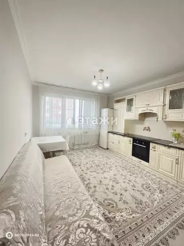 1-комнатная квартира, этаж 8 из 17, 48 м²