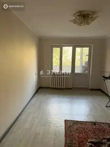 3-комнатная квартира, этаж 2 из 9, 60 м²