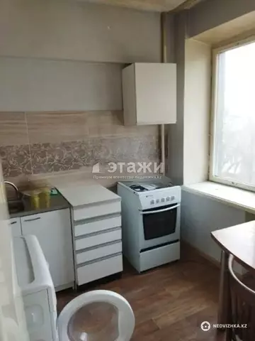 2-комнатная квартира, этаж 4 из 5, 64 м²
