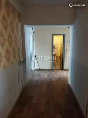 2-комнатная квартира, этаж 4 из 5, 64 м²