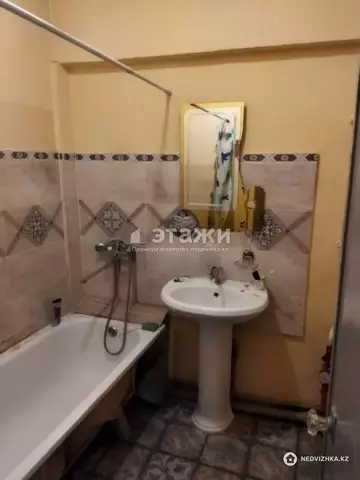 63.6 м², 2-комнатная квартира, этаж 4 из 5, 64 м², изображение - 5