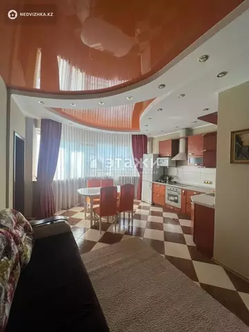 2-комнатная квартира, этаж 7 из 16, 85 м², на длительный срок