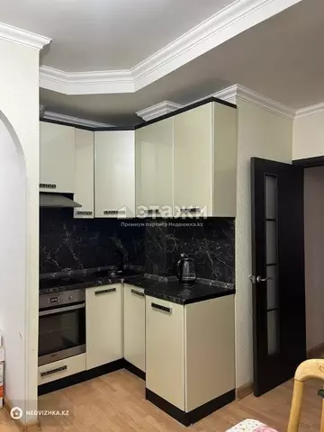 2-комнатная квартира, этаж 12 из 25, 51 м²