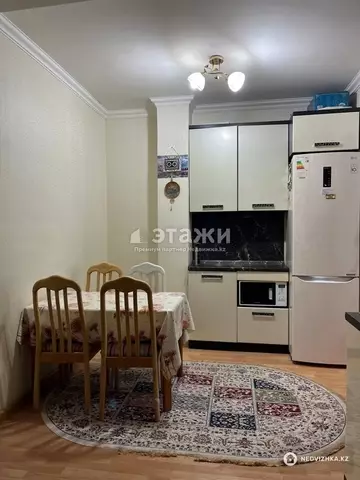 2-комнатная квартира, этаж 12 из 25, 51 м²