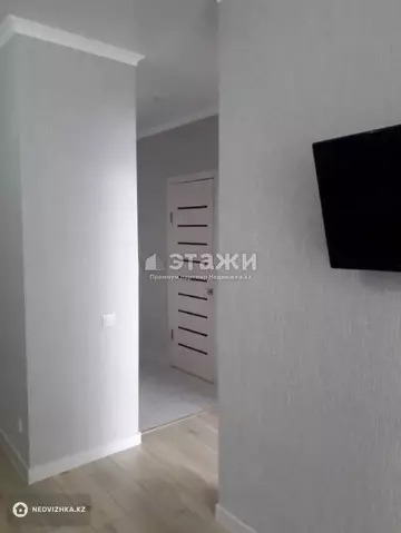 1-комнатная квартира, этаж 14 из 19, 36 м²