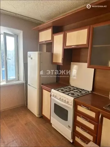 2-комнатная квартира, этаж 2 из 5, 50 м²