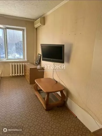 2-комнатная квартира, этаж 2 из 5, 50 м²