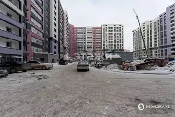 2-комнатная квартира, этаж 1 из 13, 68 м²