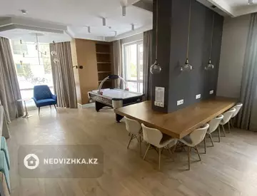 3-комнатная квартира, этаж 8 из 22, 103 м²