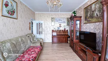 2-комнатная квартира, этаж 9 из 9, 53 м²