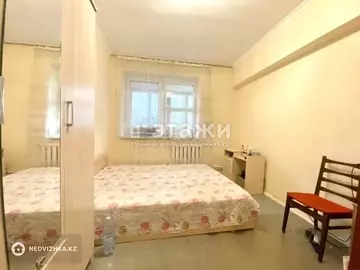 2-комнатная квартира, этаж 4 из 6, 52 м²