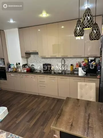2-комнатная квартира, этаж 7 из 12, 57 м²