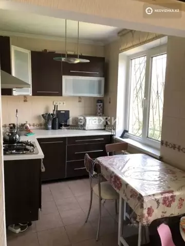 2-комнатная квартира, этаж 5 из 5, 45 м²