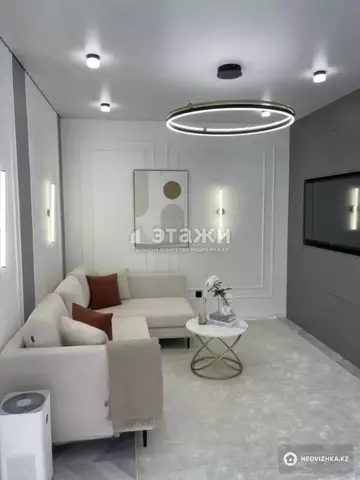 2-комнатная квартира, этаж 10 из 12, 57 м²