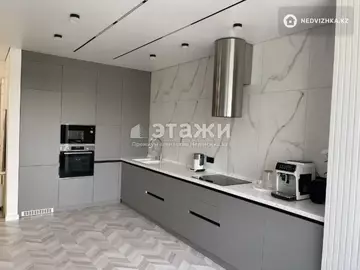 2-комнатная квартира, этаж 10 из 12, 57 м²