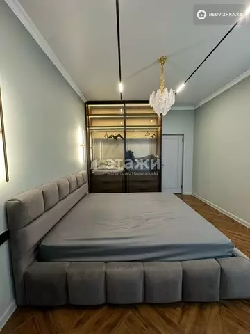 2-комнатная квартира, этаж 10 из 10, 52 м², на длительный срок