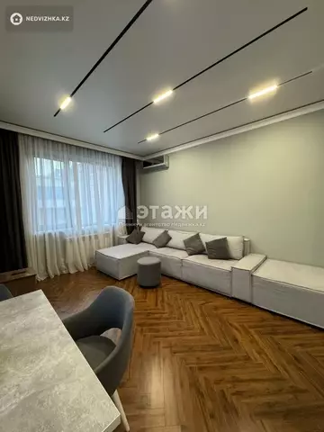 2-комнатная квартира, этаж 10 из 10, 52 м², на длительный срок