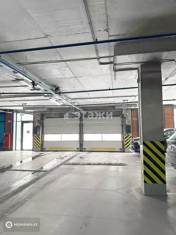 4-комнатная квартира, этаж 9 из 9, 144 м²