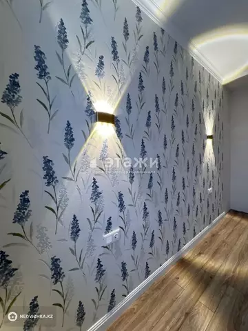 2-комнатная квартира, этаж 8 из 9, 70 м²