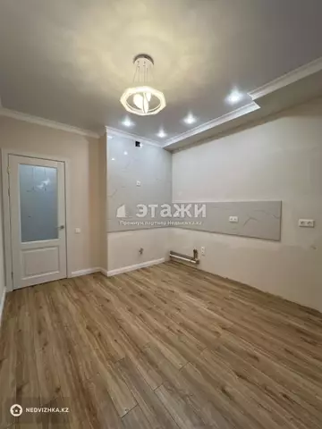 2-комнатная квартира, этаж 8 из 9, 70 м²