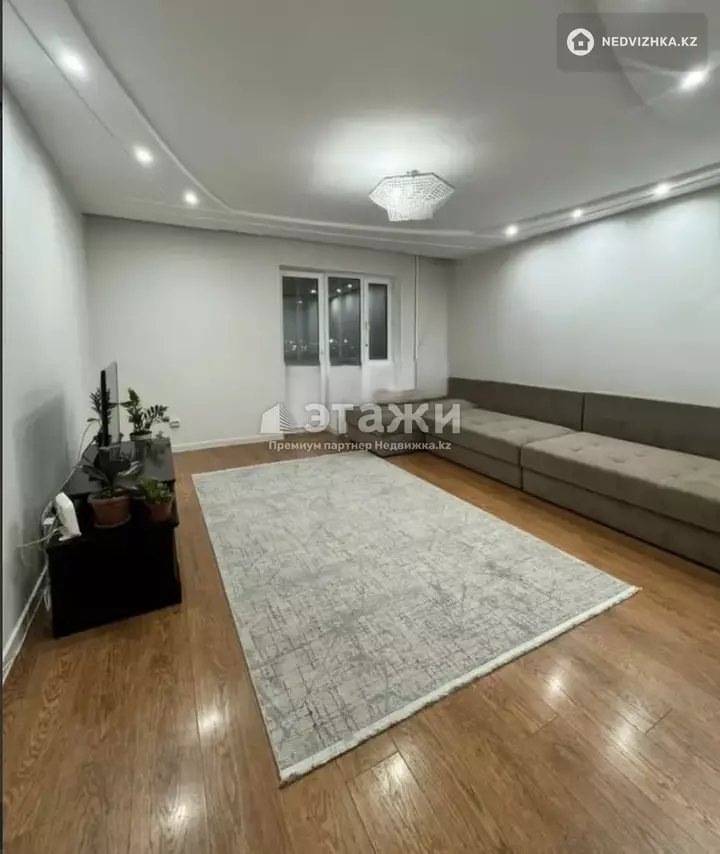 92.7 м², 3-комнатная квартира, этаж 8 из 9, 93 м², изображение - 1