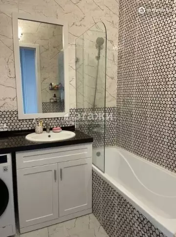 2-комнатная квартира, этаж 4 из 9, 66 м²