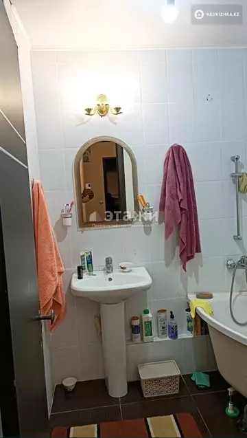 1-комнатная квартира, этаж 23 из 25, 52 м²