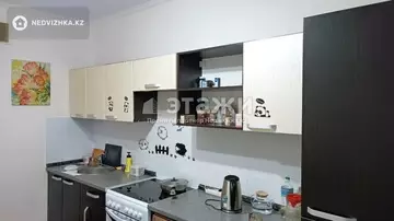 1-комнатная квартира, этаж 23 из 25, 52 м²