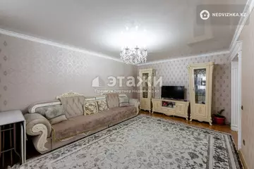 3-комнатная квартира, этаж 9 из 10, 95 м²