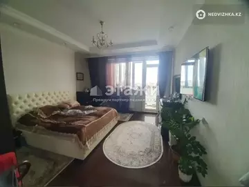 4-комнатная квартира, этаж 12 из 18, 168 м²