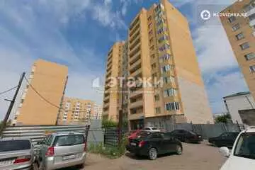 1-комнатная квартира, этаж 4 из 12, 37 м²