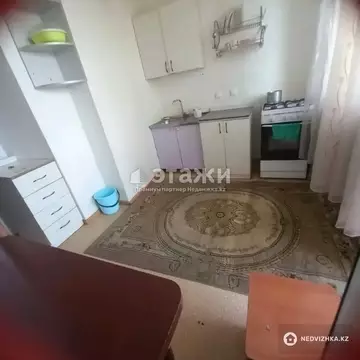 2-комнатная квартира, этаж 4 из 10, 63 м²