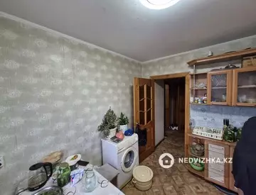 2-комнатная квартира, этаж 8 из 10, 45 м²