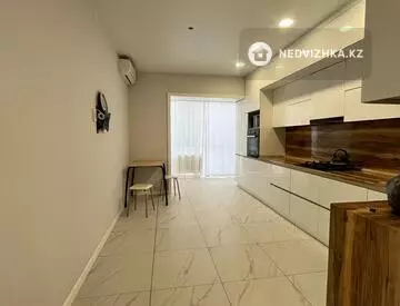 3-комнатная квартира, этаж 3 из 5, 110 м²