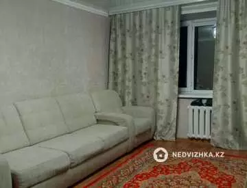 3-комнатная квартира, этаж 3 из 9, 87 м², на длительный срок